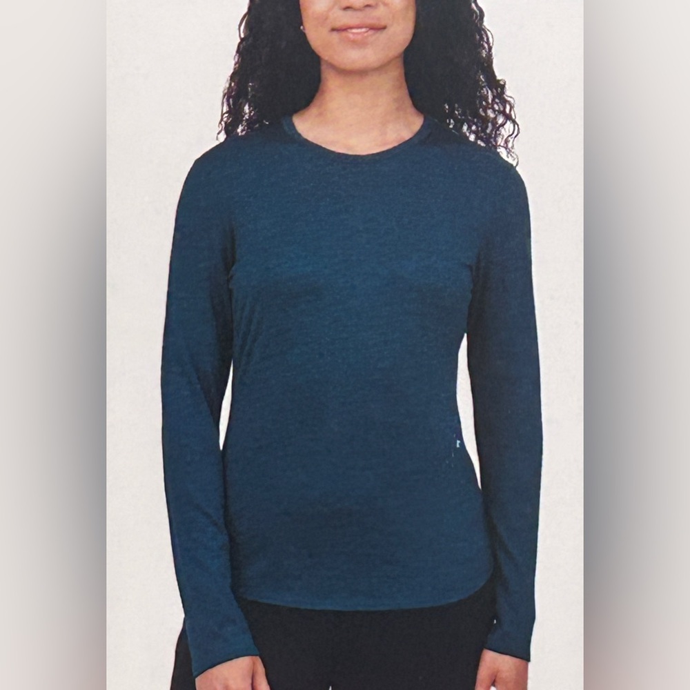 SEG’MENTS Long Sleeves Top. 100% Merino Wool.